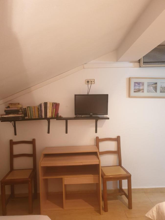 Hostal El Descanso Madri Exterior foto